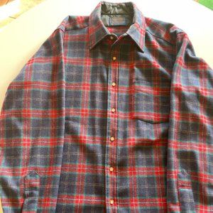 Vintage Pendleton L Pure Virgin Wool Flannel in Red and Blue